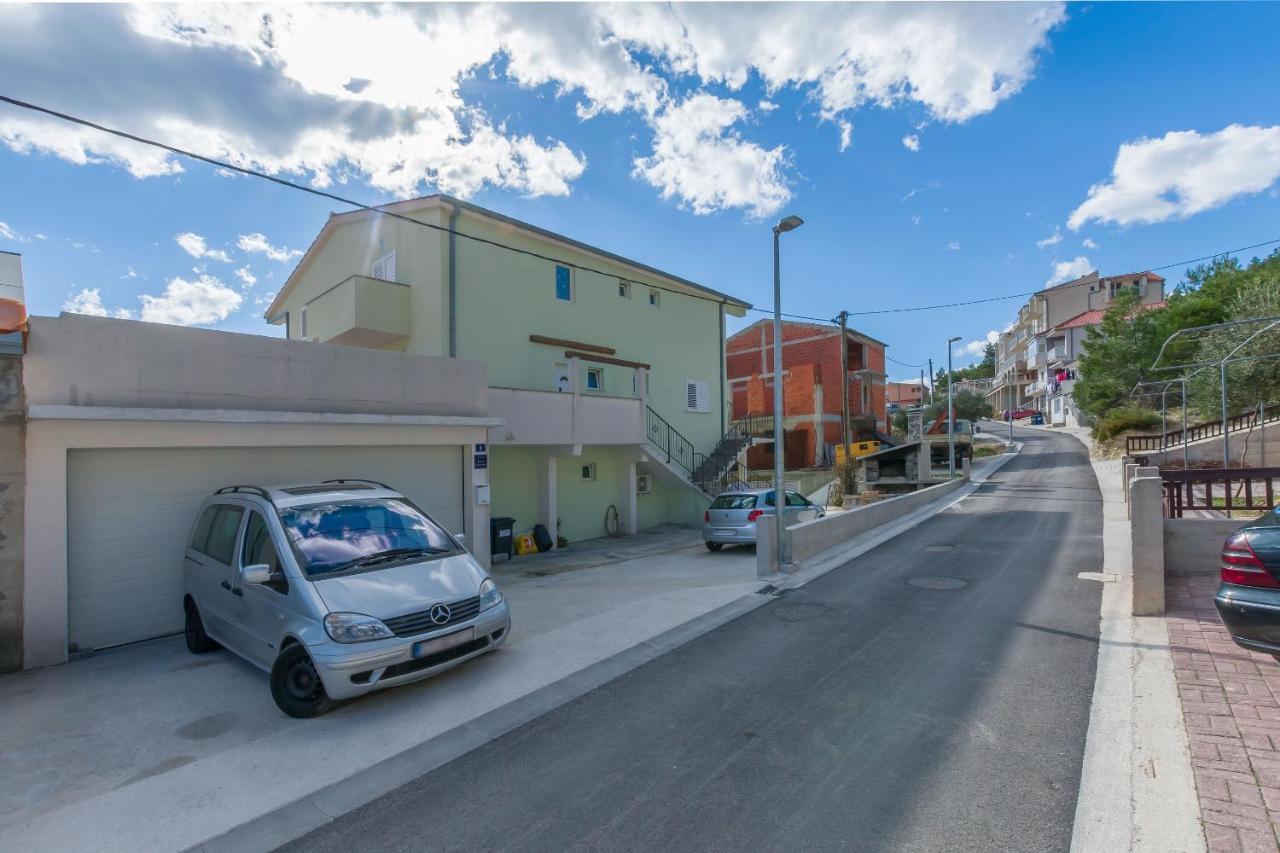 Apartment Ivano Dugi Rat Exterior photo